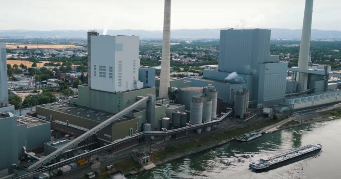 R(h)ein mit der Wärme – erste Flusswärmepumpe in Mannheim in Betrieb